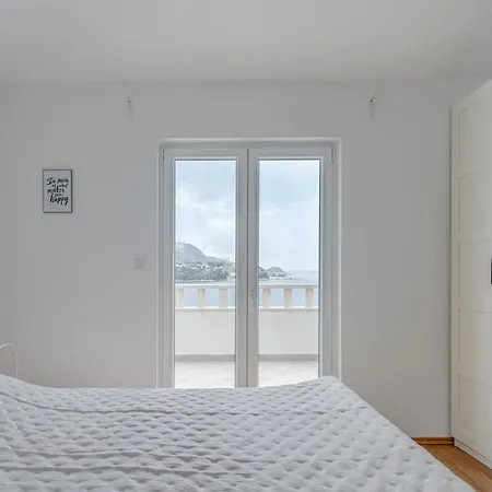 Beachfront Apartments Split Buitenkant foto