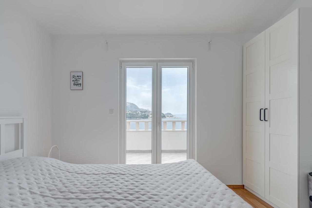 Apartment Beachfront